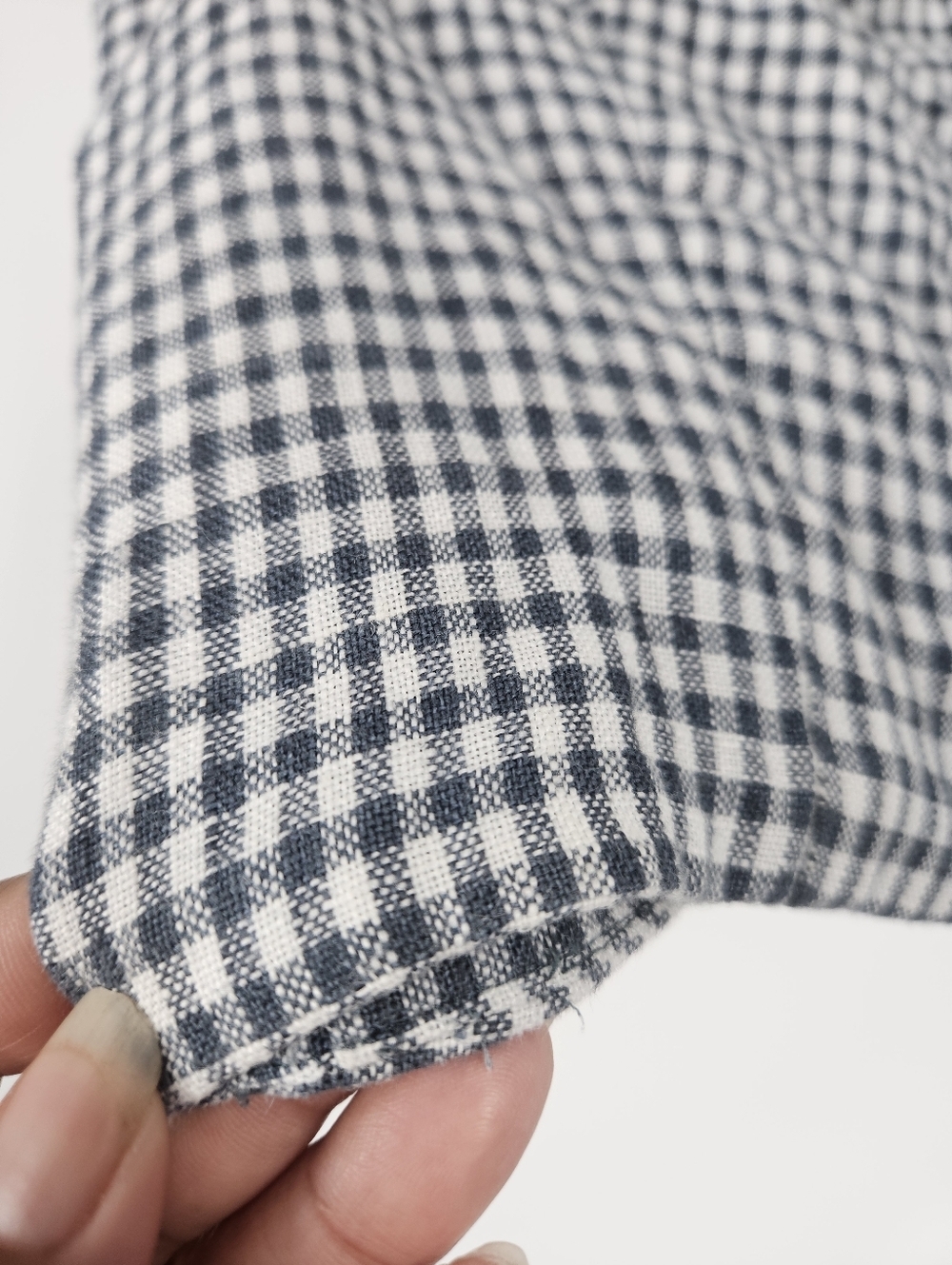 Reformation Gray White Linen Gingham Plaid Cropped Top - Picture 5 of 9